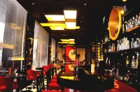 Ramada Hotel & Suites by Wyndham Istanbul Sisli - 4-نجوم