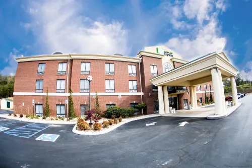 Comfort Inn Dayton South Hotels in Dayton