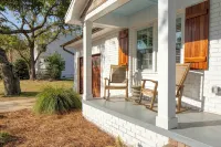 سوير باي أفانتستاي ستنينج أيل أوف بالمز هوم بي/ بول!