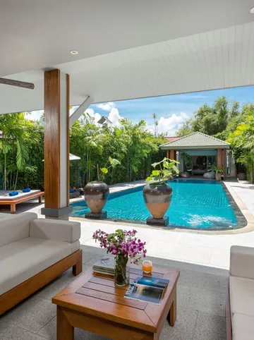 รูปภาพของกะรน บีช พูลวิลล่า