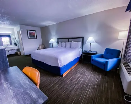 Salt Creek Lodge Hotels in Graham