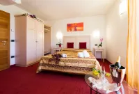 Nature Bio Hotel Elite Hotels in Tenna