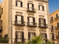 Hotel Joli Hotels near Palermo Catacombs