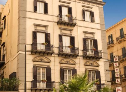 Hotel Joli