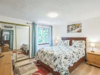 Portland Charming, fully furnished, private, quiet and pets friendly Home. Hotels in Gresham