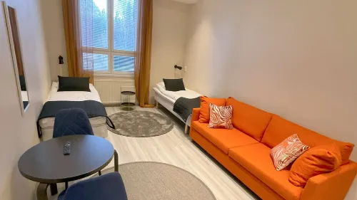 Kuukkeli Ivalo Airport Inn - Airport Shuttle