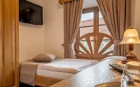 Guest House Pri Cesarju Hotels in Godic