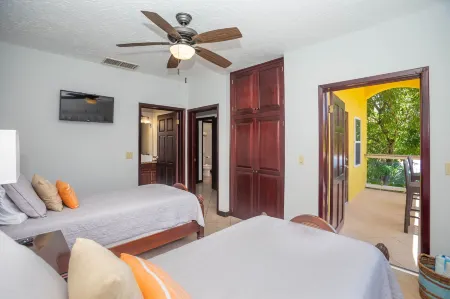 Villa Del Playa Penthouse #6