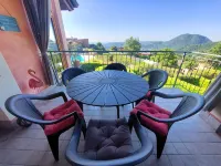 帶私人花園的聯排別墅