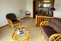 The Crest Apartments