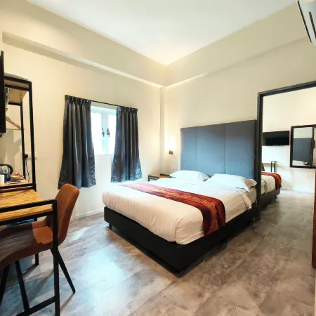 PANGKOR POP ASH HOTEL Отели рядом с достопримечательностью «Foo Lin Kong Temple»