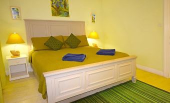 Arcadia Blue Sky Luxury