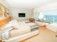 Maressenza Night Spa Hotels near Cochoa Beach