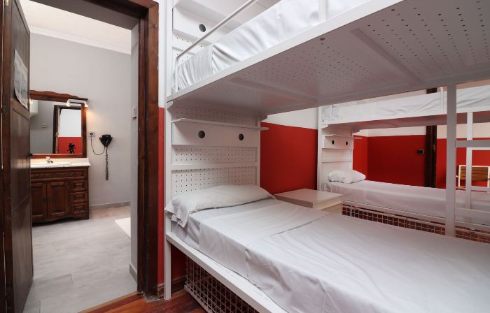 Feel Hostels City Center