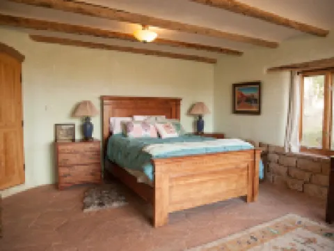 Maison de Terre Hotels in Delta County