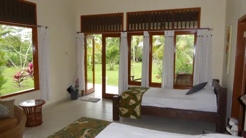 Rumah Kita Villa/Hotel Hotels in Kalibaru