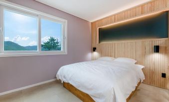 Tongyeong Saryangdo Elphis36 Poolvilla