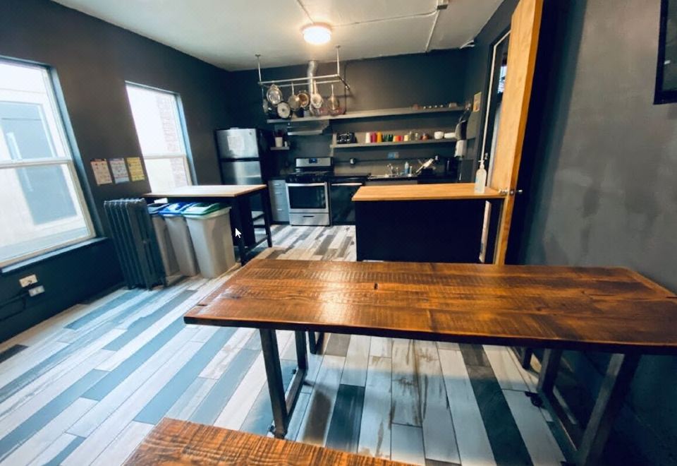 4. 호텔 호텔 호스..