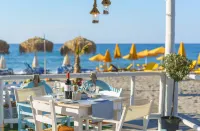 Sonio Beach - Que Bella Collection