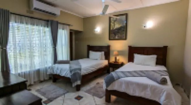 Room in Villa - Zambezi Family Lodge - Buffalo Room