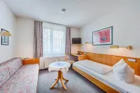 Hotel Hasenmayer Hotels in Kampfelbach