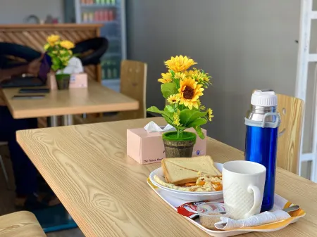 BryMac Hotel Отели в г. Кофоридуа