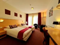 Hotel Restaurant 't Trefpunt Hotels in Made