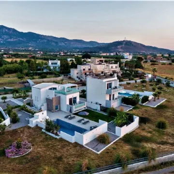 Lilu Villa 1 with Private Pool