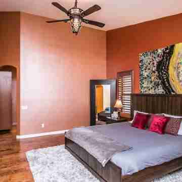 Luxury Scottsdale Home W/Pool and Hot Tub! Rooms