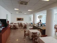 Blue Hotel - breakfast
