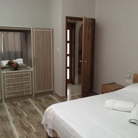 Shanaz Beachside Retreat