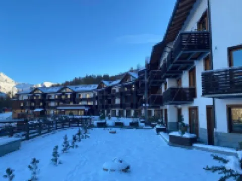 ซาโวย่า เมาน์เทน - อิล รีสอร์ท เนล บอสโก โรงแรมใน