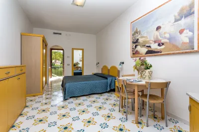 Club Residence La Castellana Mare Hotel in zona Chiesa San Mario