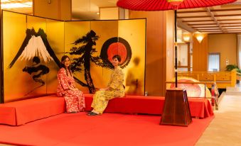 Hotel Hoho "A Hotel Overlooking the Echigo Plain and the Yahiko Mountain range"