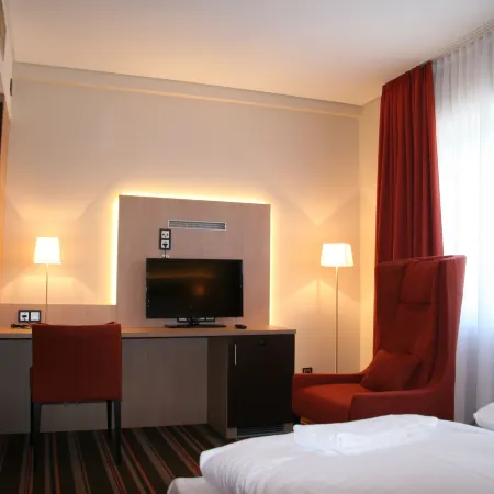 Hotel Fortune Отели рядом с достопримечательностью «Станция метро Schaffrathsgasse»