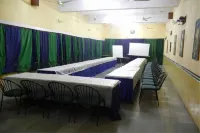 Hotel Grand Barrack Hotels in Khandwa