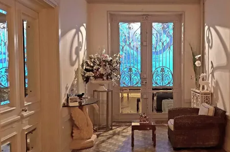 Parc de Biodiversité le Castel - Maison d'hôtes & Table Bio Отели рядом с достопримечательностью «Mini World Lyon»