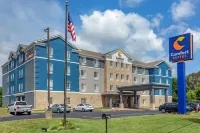 Comfort Suites فنادق في Clarksville