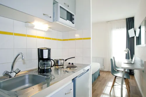 Brit Hotel Confort Lannion Centre Gare - Aamiainen