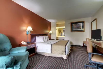 Key West Inn - LaFayette Hotels in LaFayette