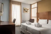 Hotel Madanis