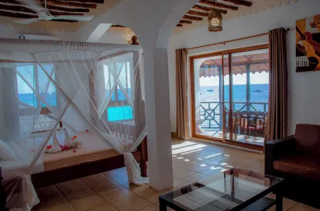 Langi Langi Beach Bungalows