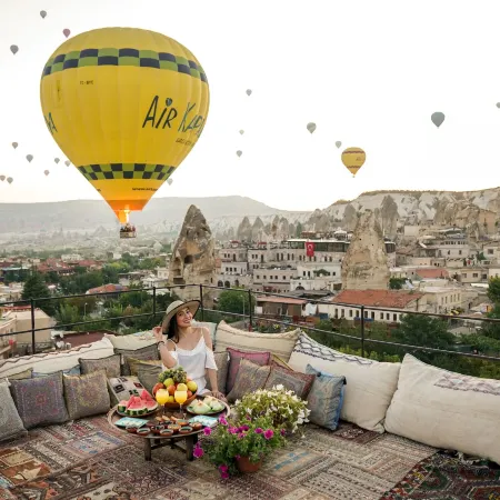 Henna Hotel