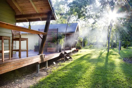 Airlie Beach Eco Cabins - Adults Only Hoteles en Proserpine