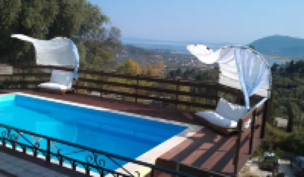 アフロクシリア