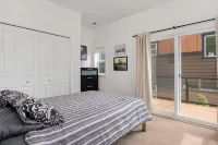 Seattle Vacation Home: the Depot Hotels in Central Seattle