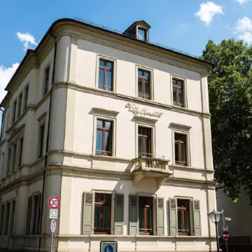 Hotel Villa Marstall Отели рядом с достопримечательностью «Хайлигенберг»