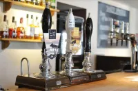 Loch Ness Inn - bar