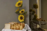 Riversuites - breakfast