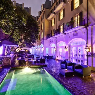 Hotel le Marais Отели рядом с достопримечательностью «Дом Герман-Грима»